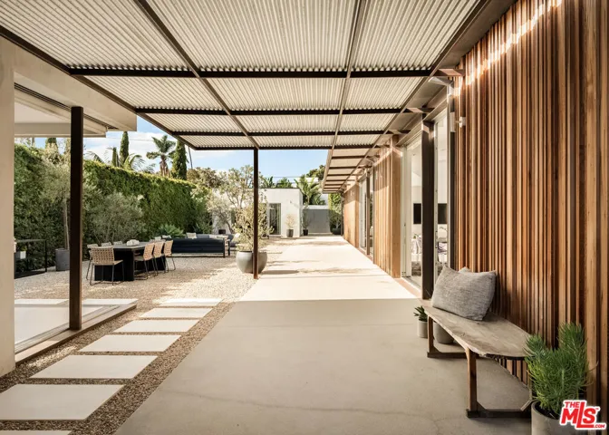 1347 Palms Boulevard, Venice, California 90291