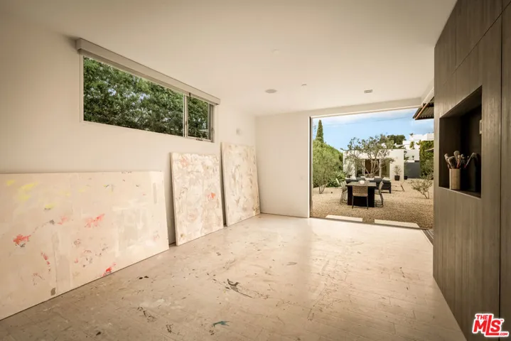 1347 Palms Boulevard, Venice, California 90291