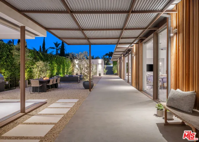 1347 Palms Boulevard, Venice, California 90291