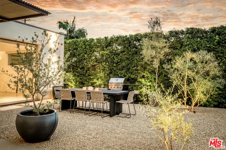 1347 Palms Boulevard, Venice, California 90291
