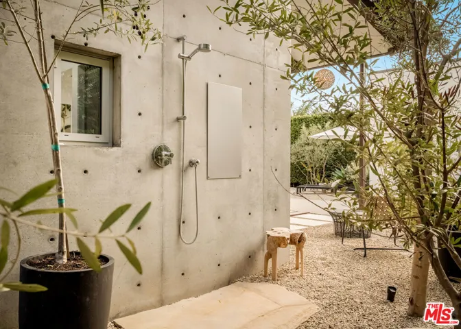 1347 Palms Boulevard, Venice, California 90291