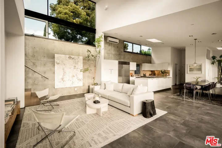 1347 Palms Boulevard, Venice, California 90291