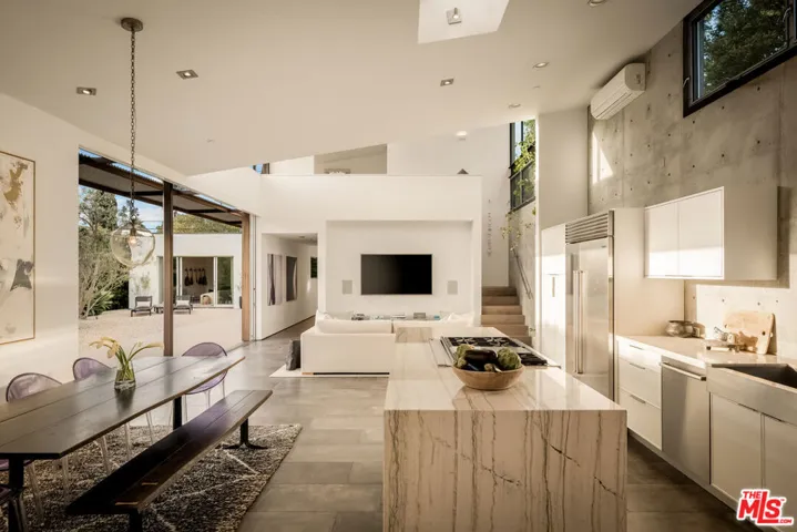 1347 Palms Boulevard, Venice, California 90291
