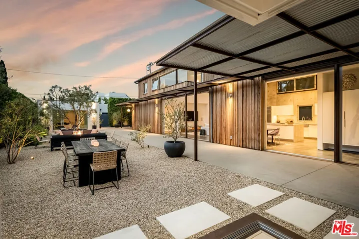 1347 Palms Boulevard, Venice, California 90291