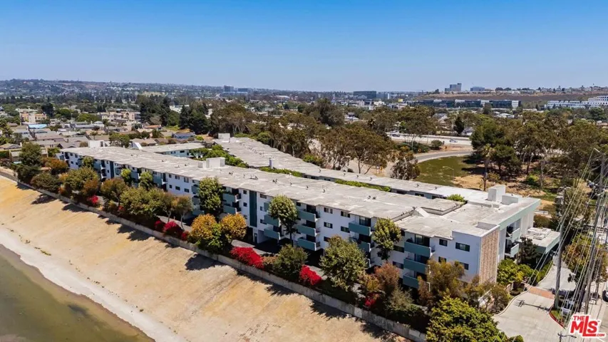 5000 S Centinela Avenue 344, Los Angeles, California 90066