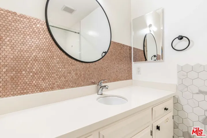 5000 S Centinela Avenue 344, Los Angeles, California 90066