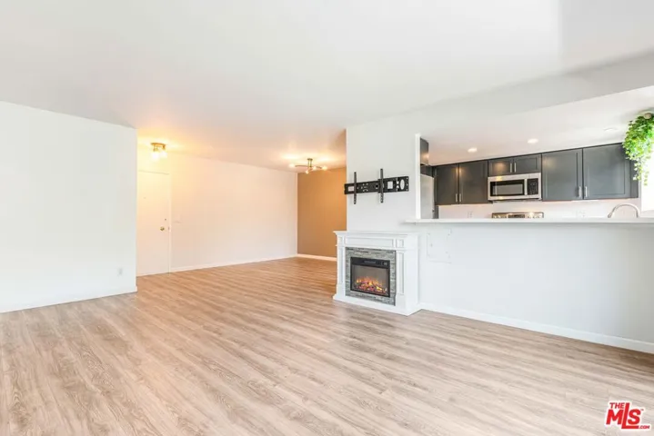 5000 S Centinela Avenue 344, Los Angeles, California 90066