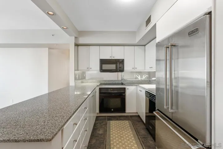 500 W Harbor Dr. 714, San Diego, California 92101