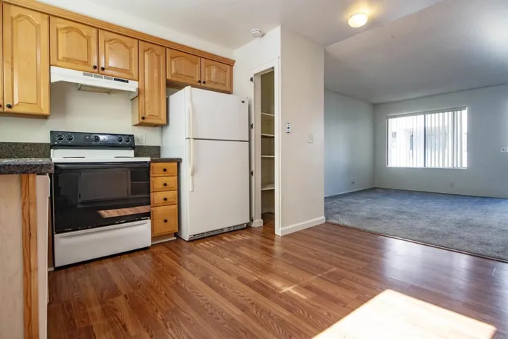 8442 Via Sonoma 80, La Jolla, California 92037