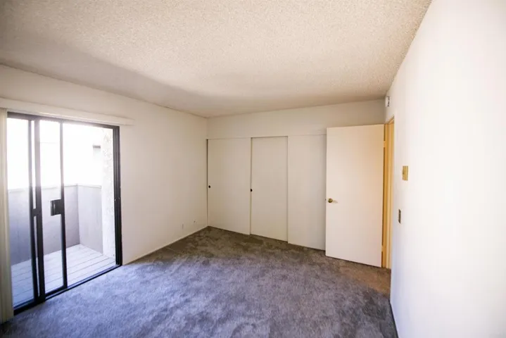 8442 Via Sonoma 80, La Jolla, California 92037