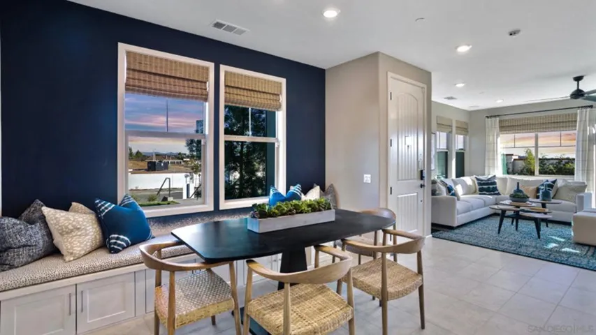 1993 Julie Dawn Pl, Escondido, California 92026