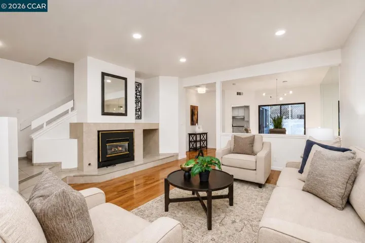 1623 Geary Rd, Walnut Creek, California 94597