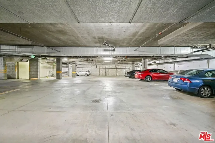 1201 Viola Avenue 104, Glendale, California 91202