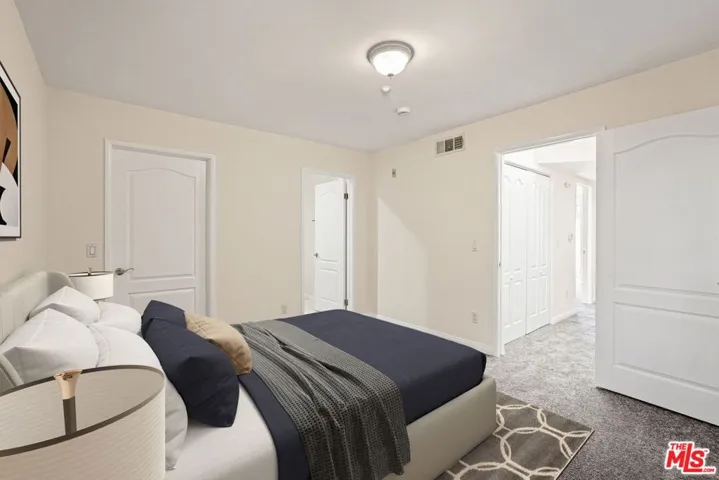 1201 Viola Avenue 104, Glendale, California 91202