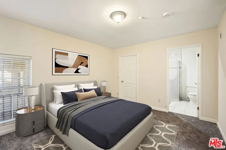1201 Viola Avenue 104, Glendale, California 91202