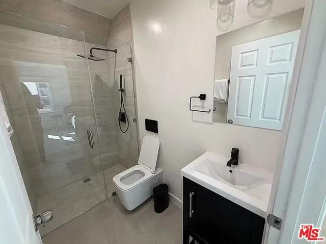 1546 S Ogden Drive 2b, Los Angeles, California 90019