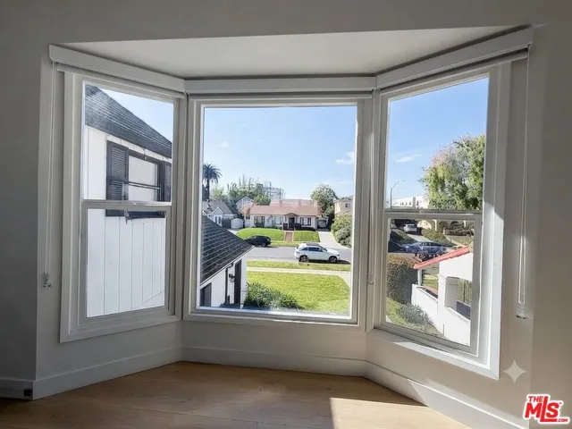 1546 S Ogden Drive 2b, Los Angeles, California 90019