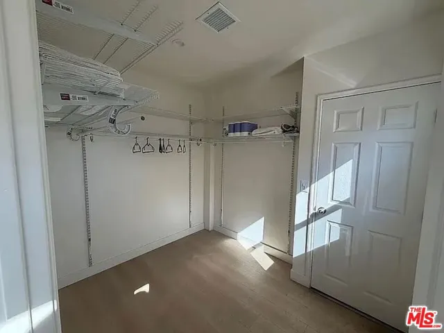 1546 S Ogden Drive 2b, Los Angeles, California 90019