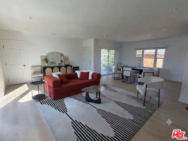 1546 S Ogden Drive 2b, Los Angeles, California 90019