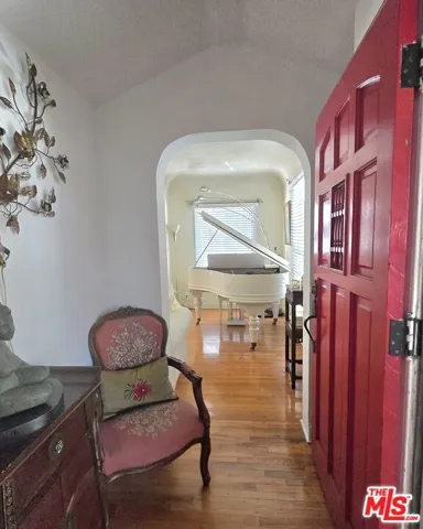 4626 Brynhurst Avenue, Los Angeles, California 90043