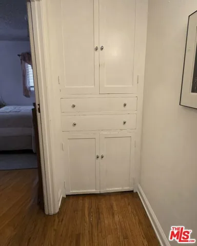 4626 Brynhurst Avenue, Los Angeles, California 90043