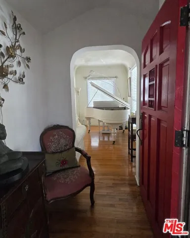 4626 Brynhurst Avenue, Los Angeles, California 90043