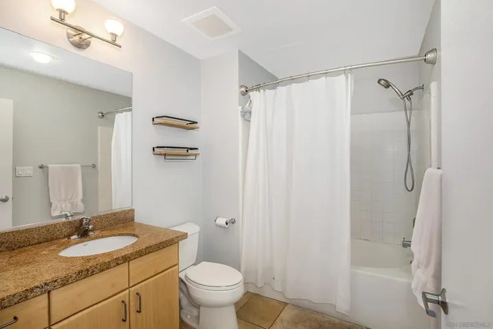 445 Island Ave 706, San Diego, California 92101