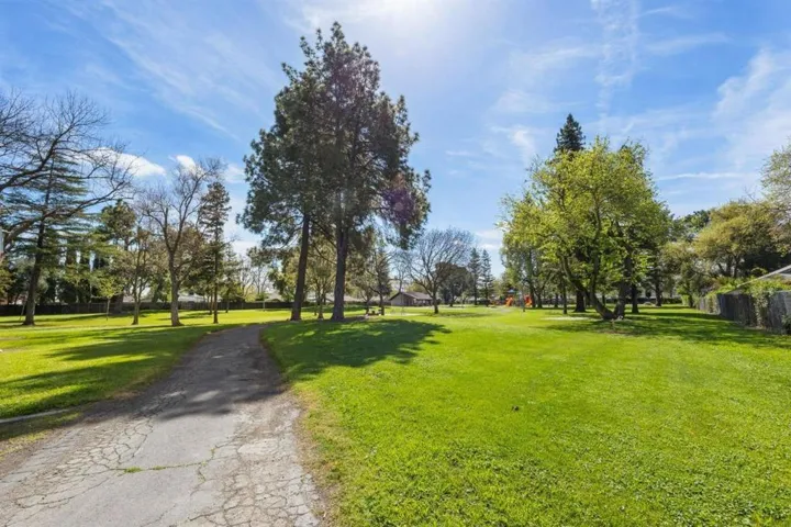 920 Gum Avenue, Woodland, California 95695