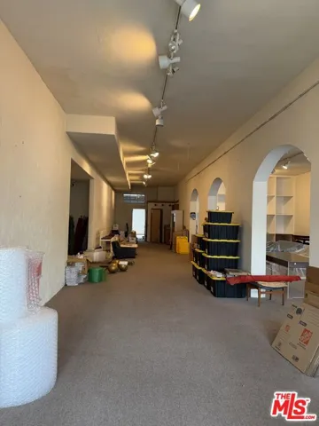 7974 Melrose Avenue 7974, Los Angeles, California 90046