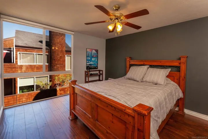 325 S Sierra 36, Solana Beach, California 92075