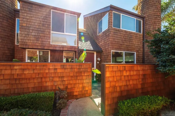 325 S Sierra 36, Solana Beach, California 92075
