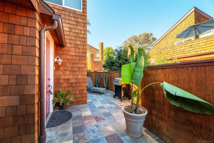 325 S Sierra 36, Solana Beach, California 92075