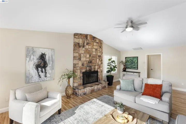 23110 Los Ranchos Dr, Tracy, California 95304