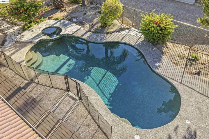 23110 Los Ranchos Dr, Tracy, California 95304