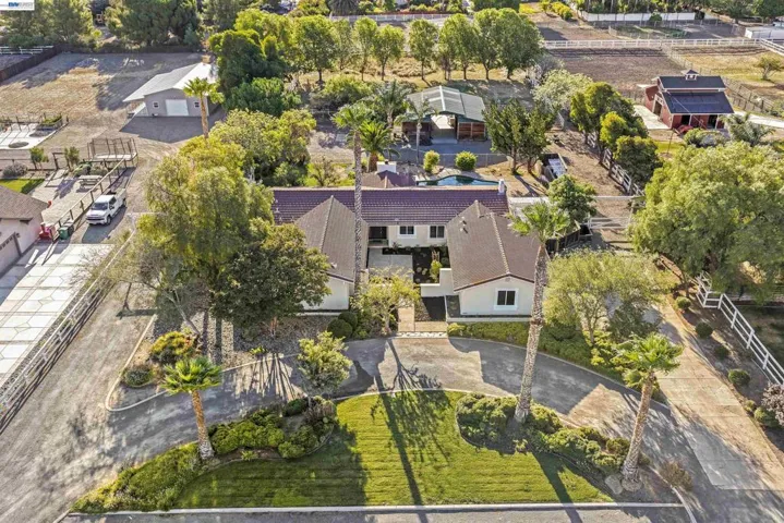 23110 Los Ranchos Dr, Tracy, California 95304