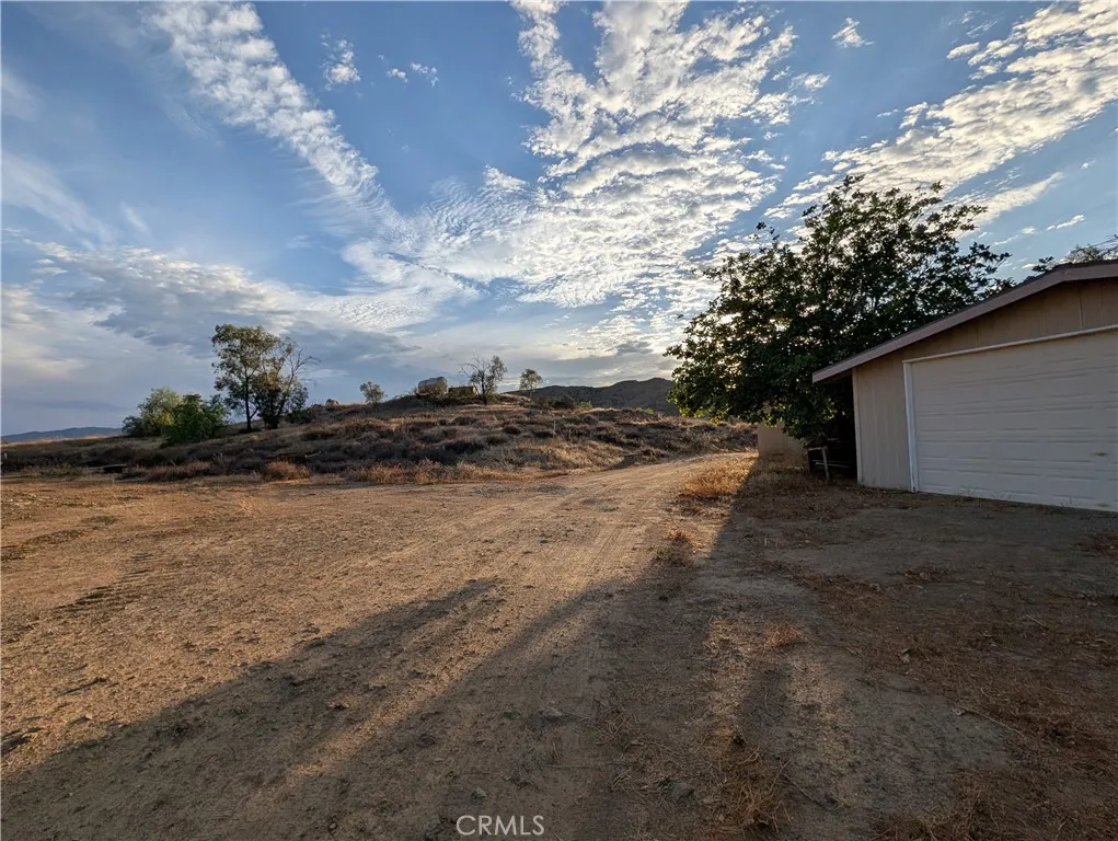 16690 Harris, Perris, California 92570 — photo 4