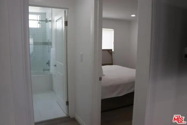 Guest bath/Bed 3