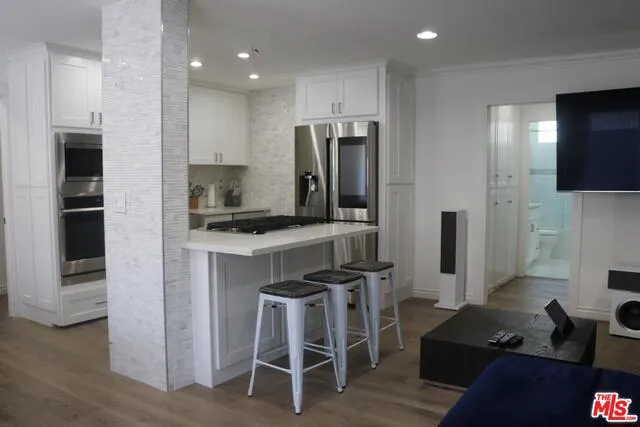 Kitchen/Living area