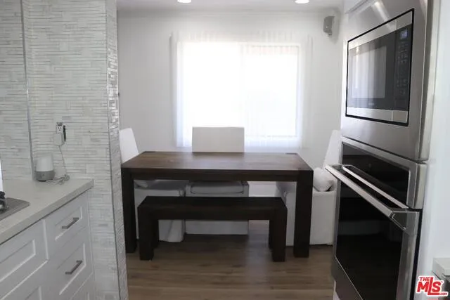 Kitchen/Dining area