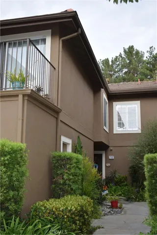 717 S.glenhurst Drive, Anaheim Hills, California 92808