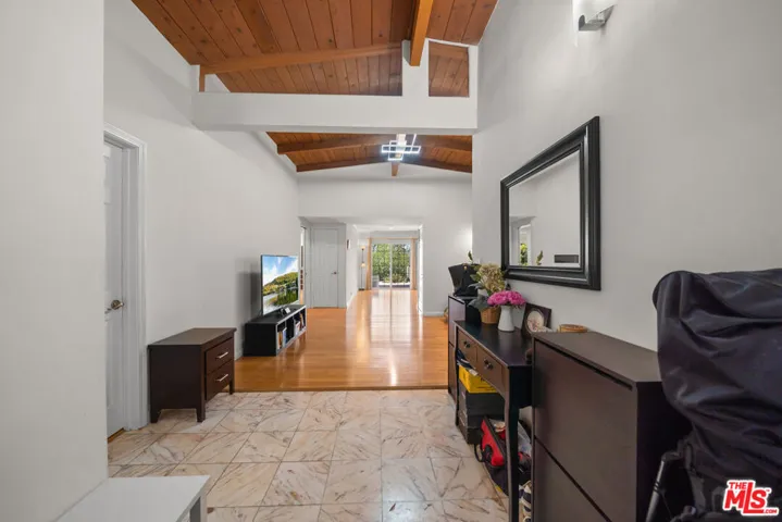 3114 Henrietta Avenue, La Crescenta, California 91214