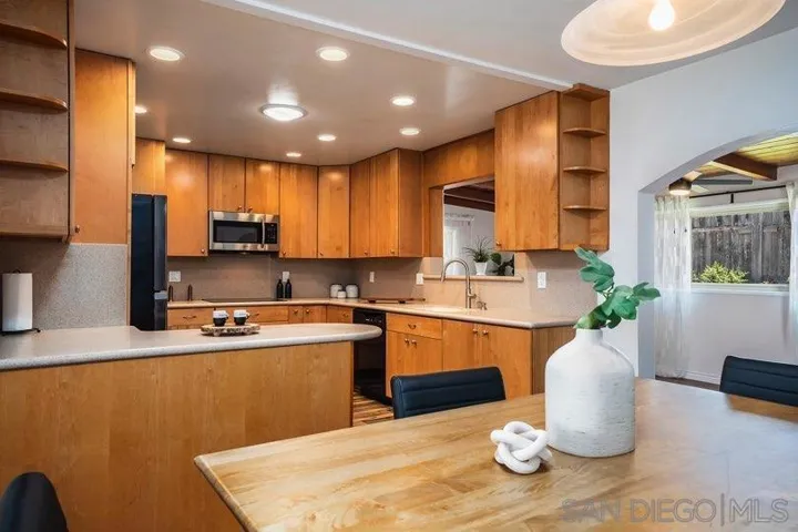 5237 Diane Avenue, San Diego, California 92117
