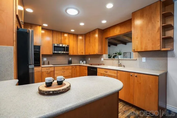 5237 Diane Avenue, San Diego, California 92117