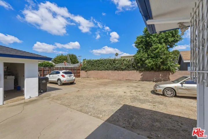 313 E Hazel Street, Inglewood, California 90302