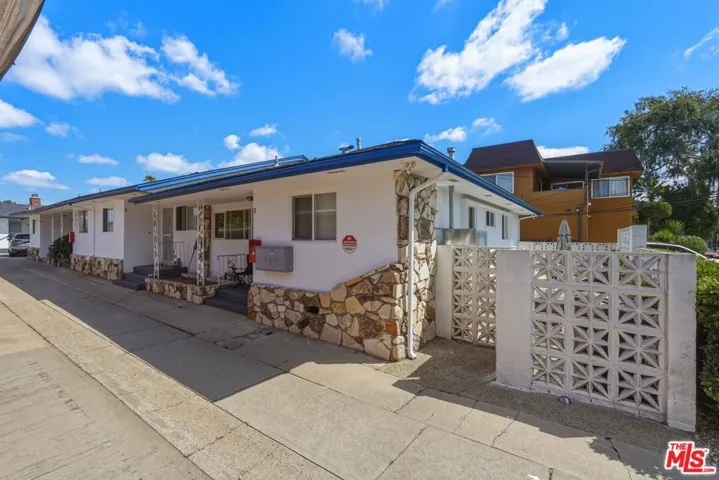 313 E Hazel Street, Inglewood, California 90302