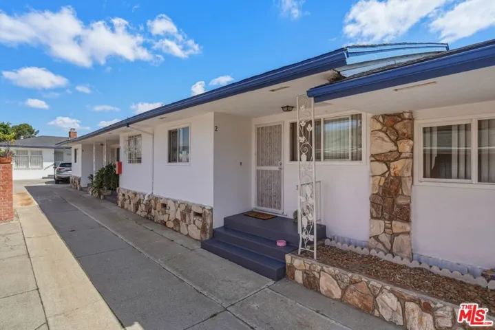 313 E Hazel Street, Inglewood, California 90302