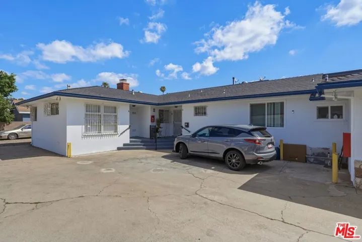 313 E Hazel Street, Inglewood, California 90302