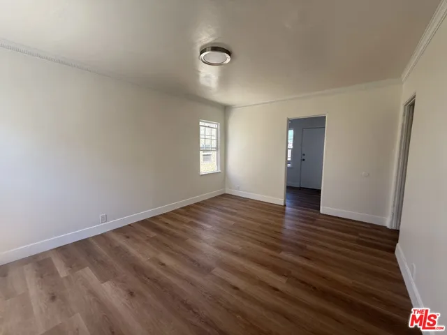 2417 W Vernon Avenue, Los Angeles, California 90008