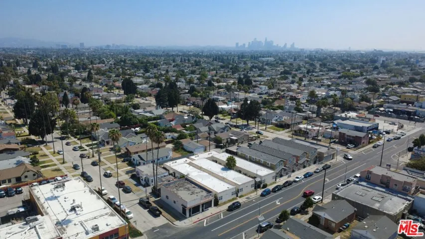 2417 W Vernon Avenue, Los Angeles, California 90008