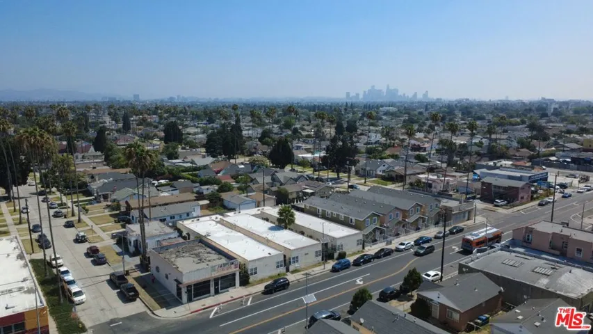 2417 W Vernon Avenue, Los Angeles, California 90008
